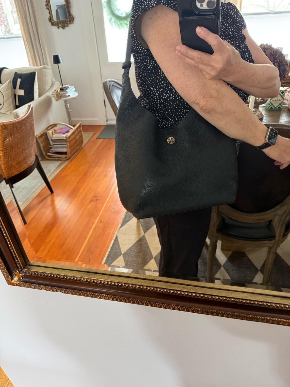 Tory Burch Black Pebbled Leather Hobo with Gold Logo - Picture 9 of 9